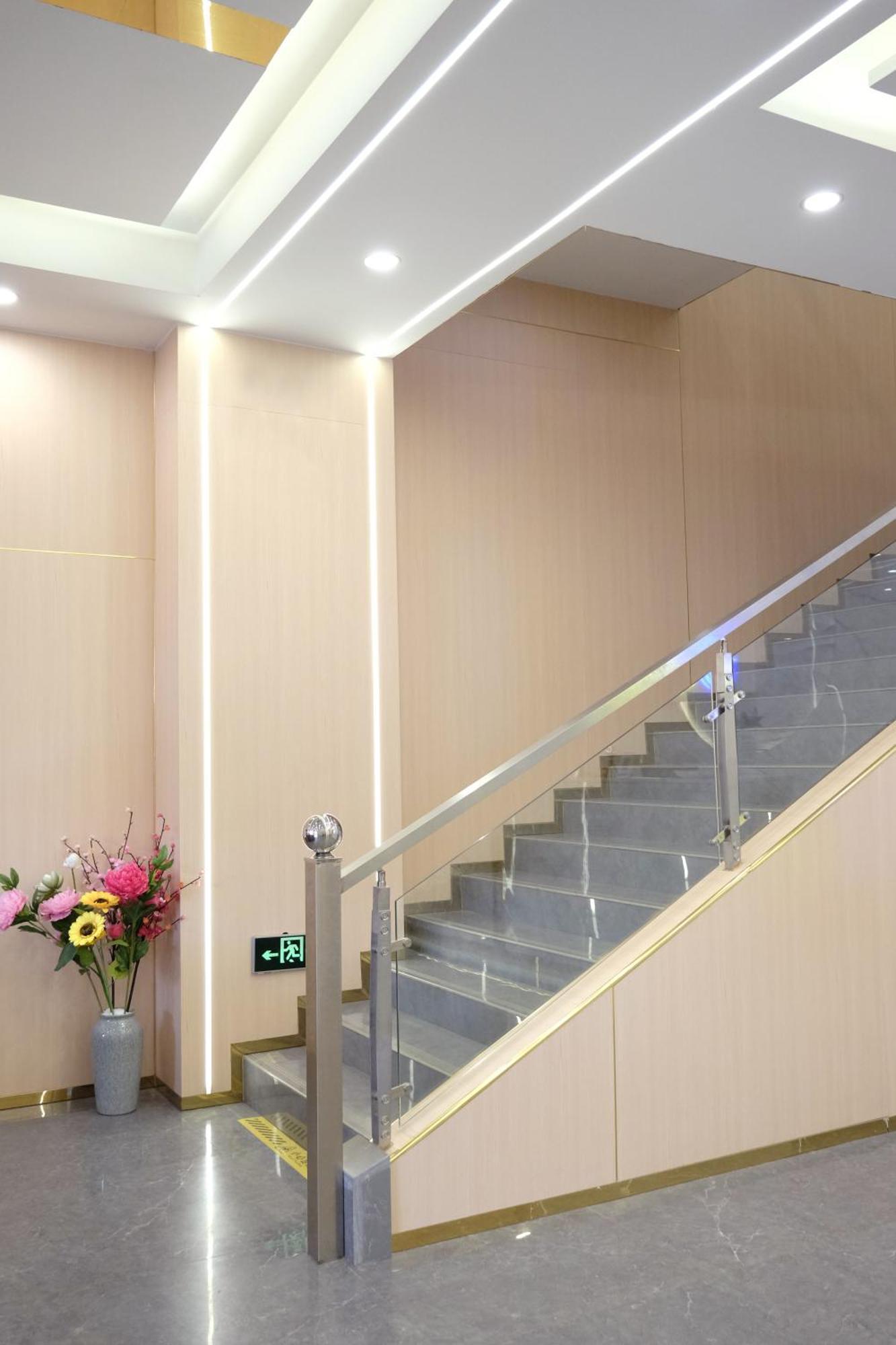 Huahang Hotel - Guangzhou Baiyun International Airport - Free Airport Shuttle Bus 외부 사진