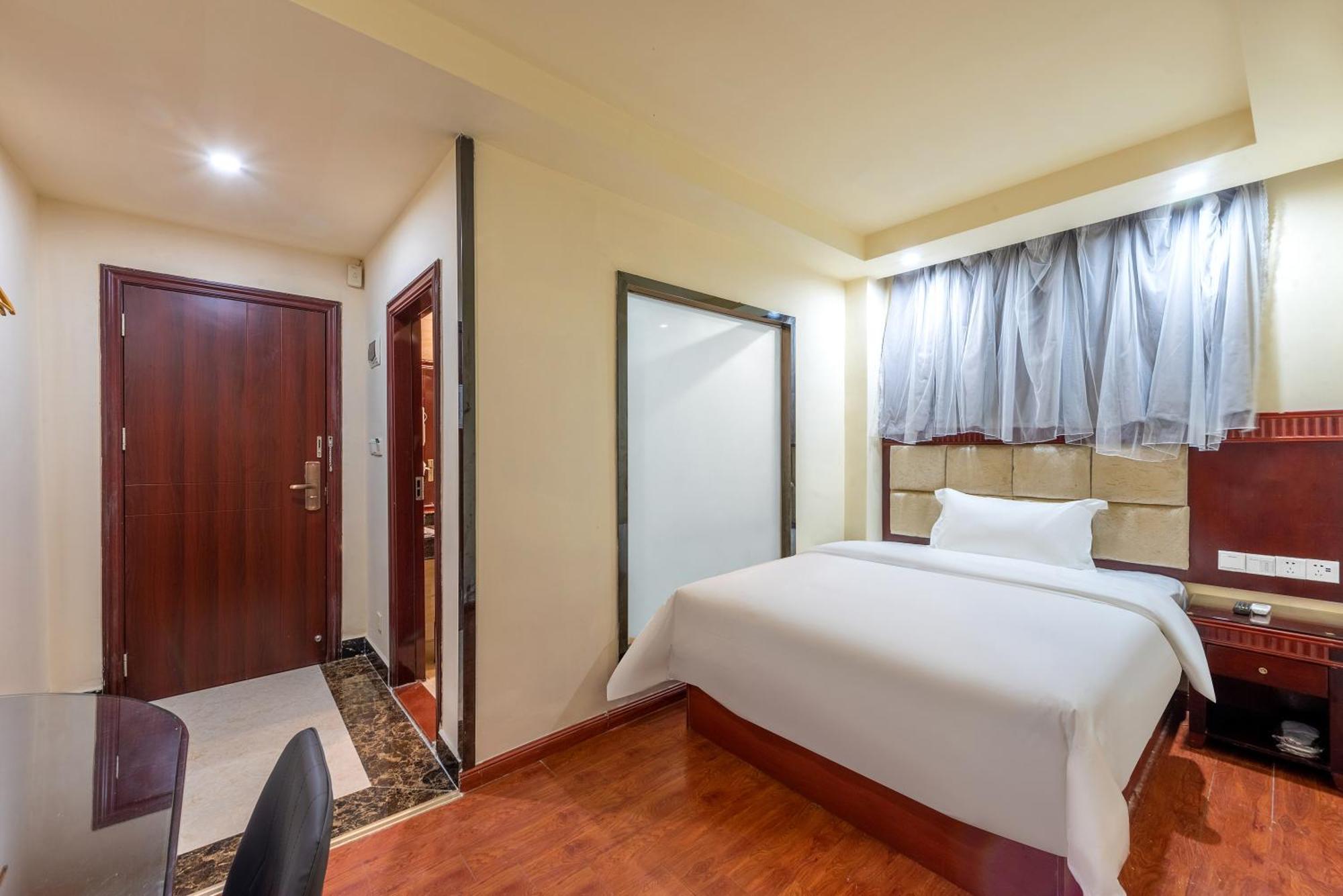 Huahang Hotel - Guangzhou Baiyun International Airport - Free Airport Shuttle Bus 외부 사진